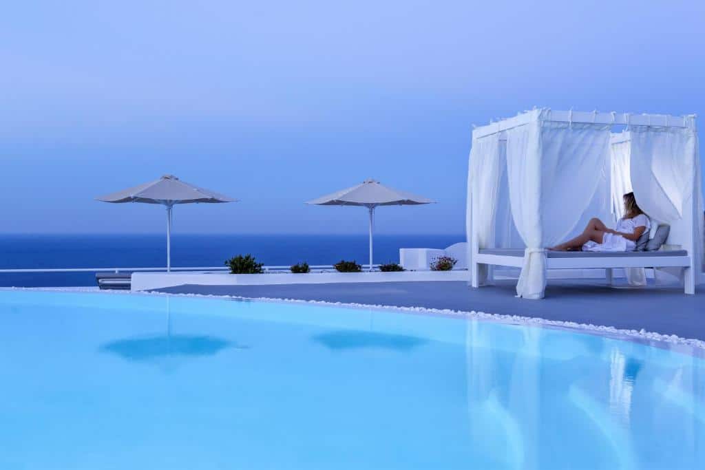 AMBER LIGHT Hotel a Santorini